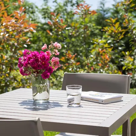 Apartament Conca With Pool